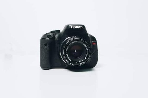Quelles idées de cadeaux personnalisés pour les amateurs de photographie masculine à Noël ?
